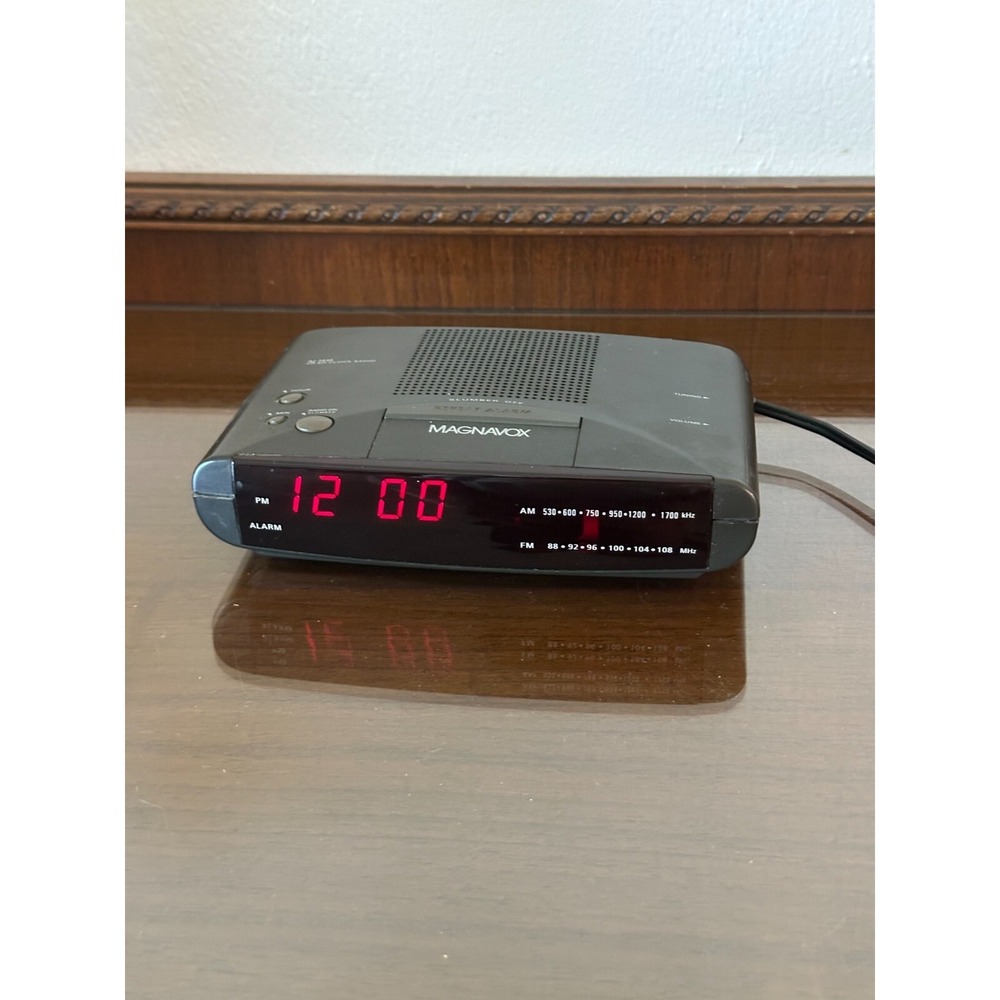 Magnavox Type AJ 3040/17 Alarm Clock Tested WORKS
